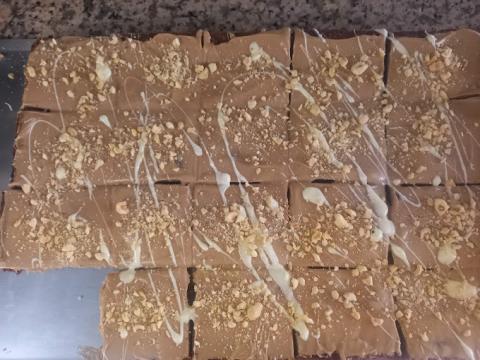 elena's Bakery &Alpha;&rho;&tau;&omicron;&pi;&omicron;&iota;&epsilon;ί&omicron; - &Zeta;&alpha;&chi;&alpha;&rho;&omicron;&pi;&lambda;&alpha;&sigma;&tau;&epsilon;ί&omicron;