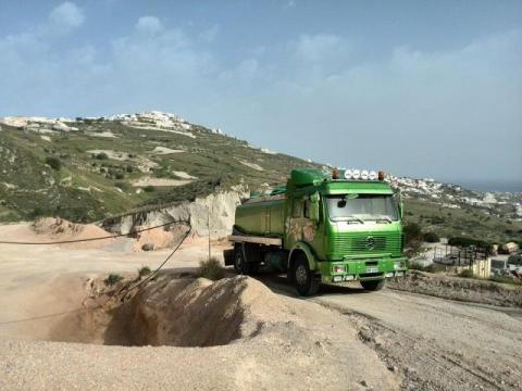 &Lambda;&Epsilon;&Iota;&Beta;&Alpha;&Delta;&Alpha;&Rho;&Omicron;&Sigma; &Upsilon;&Delta;&Rho;&Omicron;&Mu;&Epsilon;&Tau;&Alpha;&Phi;&Omicron;&Rho;&Epsilon;&Sigma;