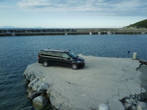 Vip Taxi Van Apostolou
